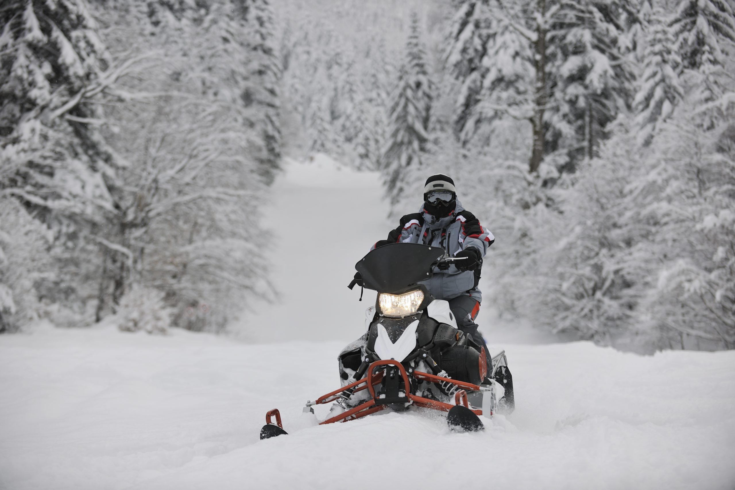 7 Tips When Buying a Snowmobile